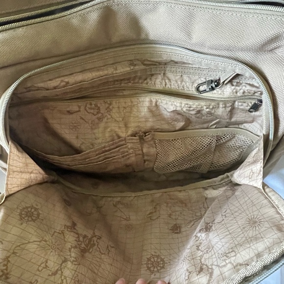 XL Nat Geographic Tan/Khaki Tactical ovnt Briefcase Laptop Computer Messenger. - Picture 13 of 14